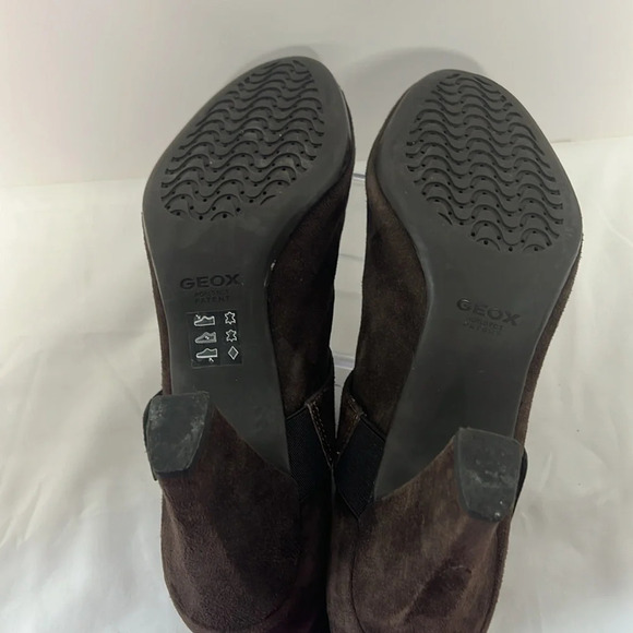 Geox Respira Suade Brown Buckle Heel Ankle Boots EU 39 US9 - Picture 9 of 13